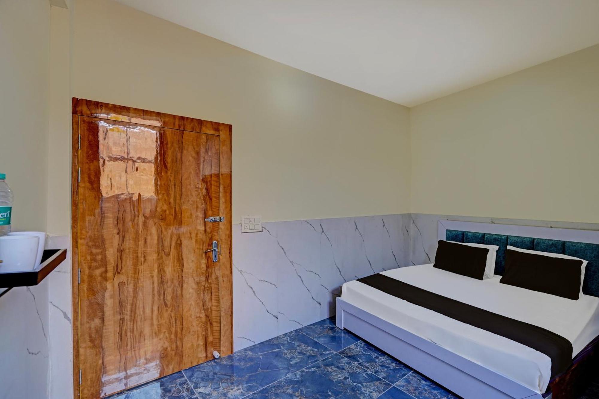 Hotel O Abhinav Hotel 诺伊达 外观 照片